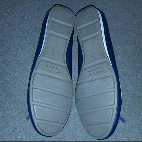 Cole Haan Boating Flats - Picture 3 of 4